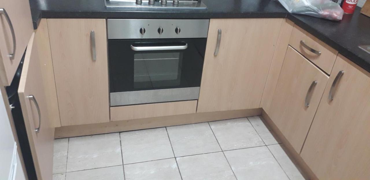 7, Cranehouse Brangbourne Road One Big Double Room Available On Reasonable Price, Shared Flat London Kültér fotó