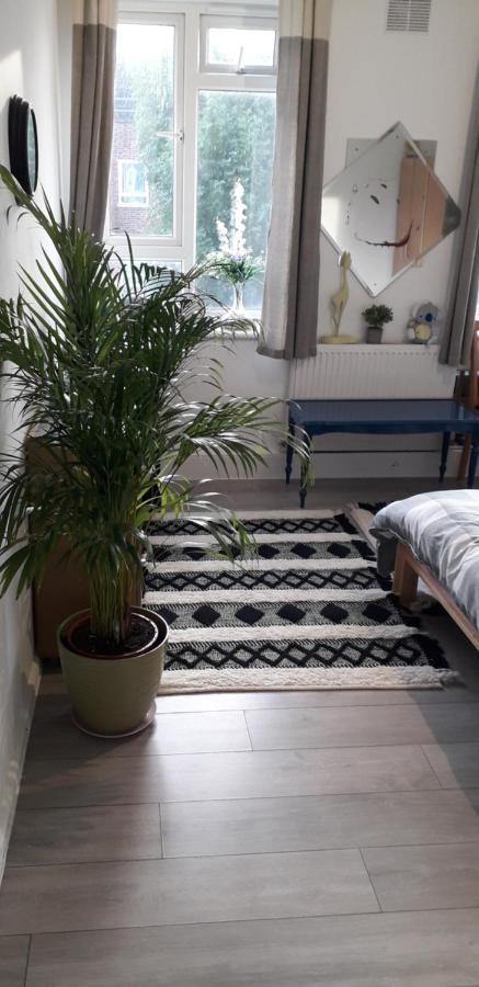 7, Cranehouse Brangbourne Road One Big Double Room Available On Reasonable Price, Shared Flat London Kültér fotó